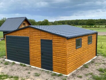 Plechová garáž 6x5 m s výklopnou bránou