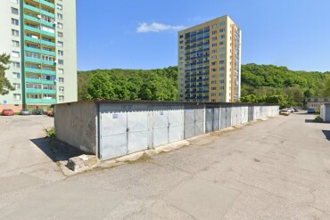 Predaj radovej garáže s elektrinou na Rovníkovej ulici