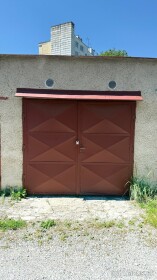 Murovaná garáž s pivnicou a elektrinou na prenájom