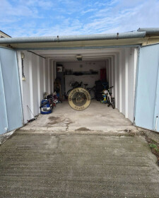 Predaj garáže s pozemkom v Seredi na Vonkajšom rade