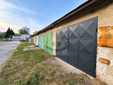 Predaj garáže 20 m² na Jegorovovej ulici v B. Bystrici