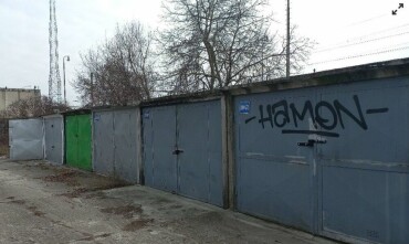 Radová garáž 18 m² na predaj na Domkárskej ulici v BA II