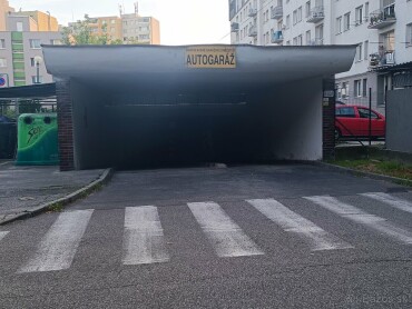 Prenájom uzamykateľného garážového státia na Ondavskej