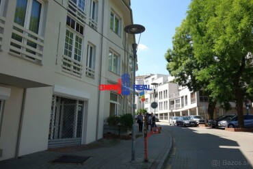 Prenájom parkovacieho miesta v garáži na Zámockej 20, Bratislava