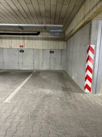 Prenájom garážového parkovacieho miesta v bytovom dome 2 DUBY