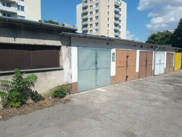 Garáž na predaj v Hlohovci na Vinohradskej ulici
