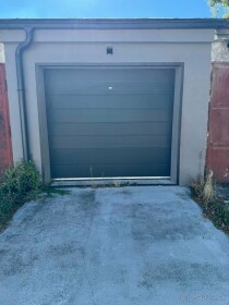 Dlhodobý prenájom garáže s elektrickou bránou na Teslovej ulici