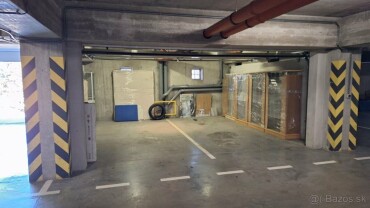 Na predaj - dvoj-garáž 6x7 m v Bratislave na ul. Tupého