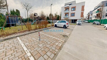 Predaj uzavretého parkovacieho miesta v Ružinove