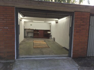 Prenájom garáže s montážnou jamou a elektrickým pripojením v Zlatých Moravciach