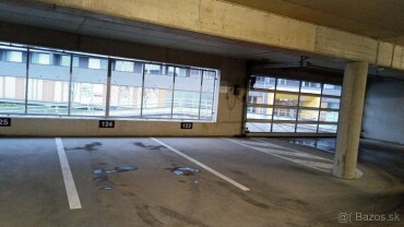 Prenájom parkovacieho miesta v garážovom dome na Považskej ulici