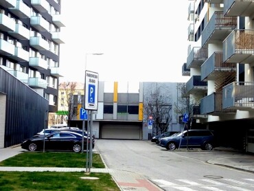 Prenájom vnútorného parkovacieho miesta na Jégeho aleji v Ružinove
