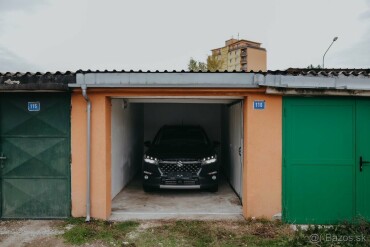 Prenájom zrekonštruovanej garáže v Nitre na Farbickej ulici