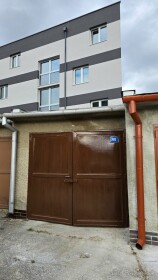 Na predaj murovaná garáž s montážnou jamou v Trenčíne
