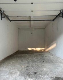 Na predaj murovaná garáž na ul. Koceľova, Bratislava II