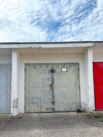 Prenájom murované garáže s elektrinou v Novom Meste nad Váhom