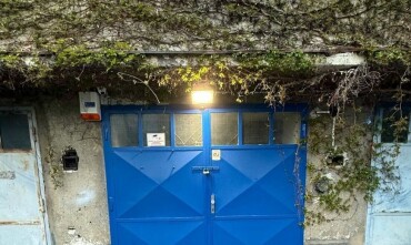 Predaj zrekonštruovanej garáže 25 m2 so zavedenou vodou a elektrinou