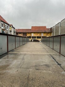 Prenájom garáže v centre Lučenca na Petöfiho ulici
