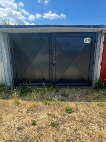 Garáž na predaj v Zvolene - 18 m² s pozemkom