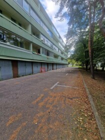 Samostatná garáž na predaj s vodou a elektrinou v Rači