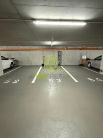 Vnútorné garážové státie v Malých Krasňanoch