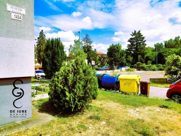 Predaj garáže s elektrinou na Hraničnej ulici v Bratislave