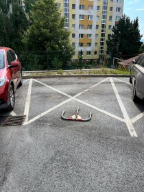 Predaj parkovacieho miesta v Sásovej