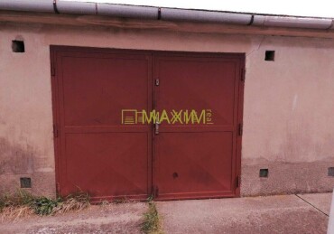 Predaj veľkej murované garáže s pozemkom v Rači