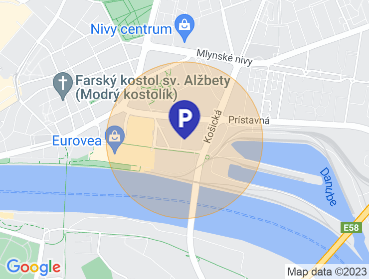 Dlhodoby parking pri TOWER115