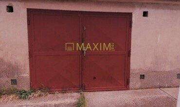 Na predaj murovaná garáž s pozemkom v Rači na ulici Rušňová