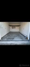 Garáž 40 m² na prenájom v Banisku, vhodná pre dodávku
