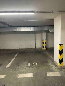 Na predaj vnútorné parkovacie miesto na Tomášikovej 50/E