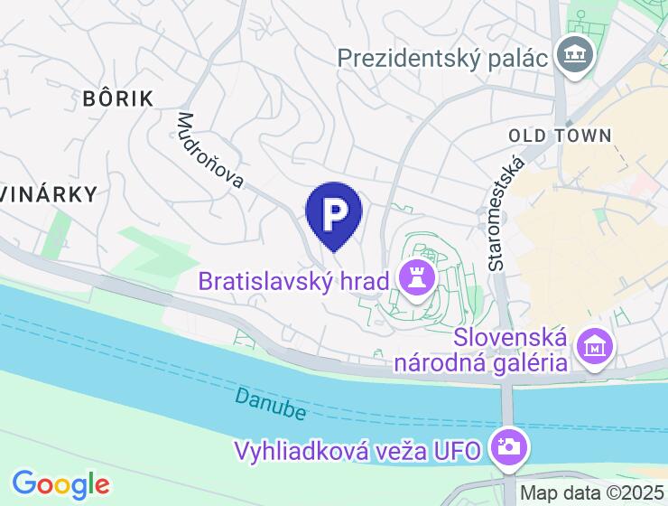 Dvojgaráž na prenájom s montážnou jamou a elektrinou