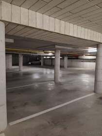 Prenájom garážového stojiska v Nitre - Slnečná pláň