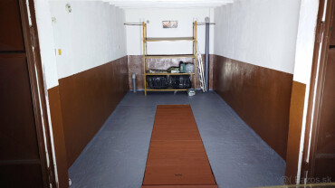 Predaj garáže v Novej Dubnici s montážnou jamou