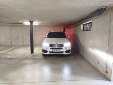 Extra Široké parkovacie miesto - Košice Centrum