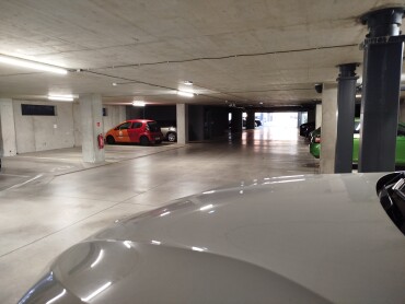 Extra Široké parkovacie miesto - Košice Centrum