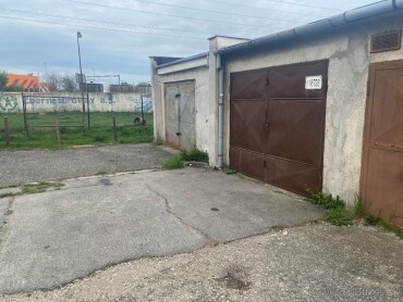 Garáž na predaj v Ružinove s montážnou jamou