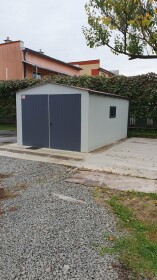 Predaj plechovej garáže 5,5x3,5 m s krídlovou bránou