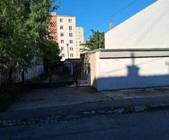 Predaj garáže v Bratislave III – Nové Mesto na Varšavskej ulici