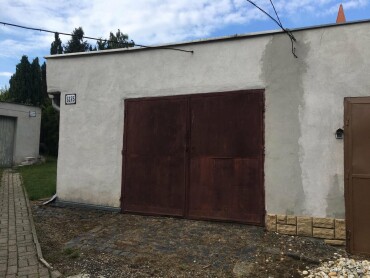 Prenájom garáže v centre Levíc na Engelsovej ulici