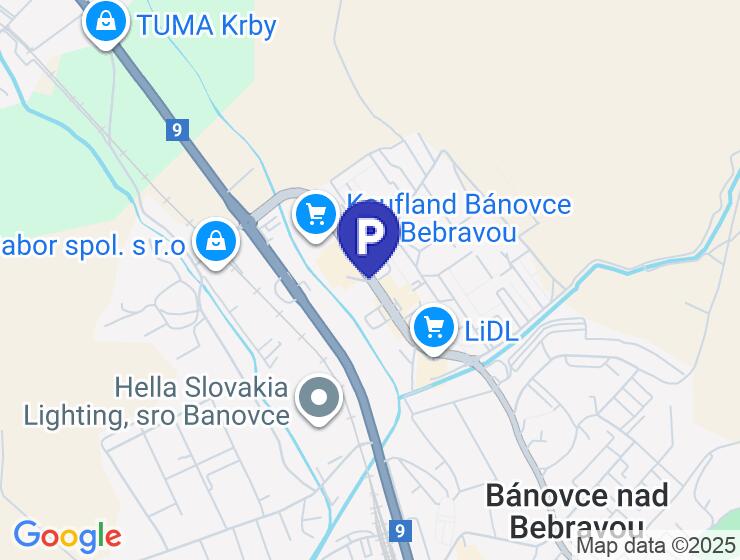 Garáž na predaj na ulici Svätoplukova s elektrinou