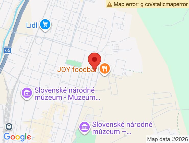 Garáž na prenájom s elektrinou a skladom
