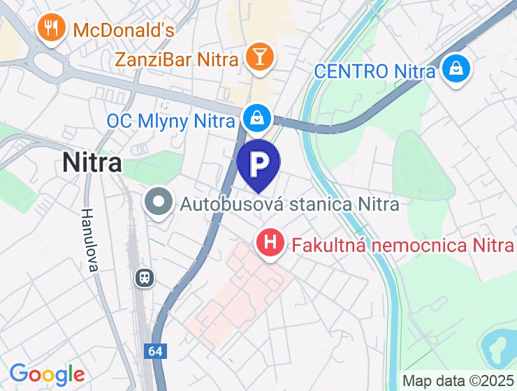 Garáž na prenájom s elektrinou v centre Nitry