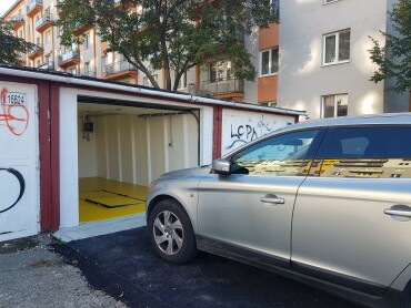 Garaz Trenčianska 58, BA