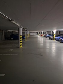 Garážové parkovacie státie Budatínska