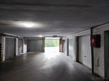 Prenájom priestrannej garáže v garážovom dome