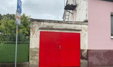 Prenájom: garáž 19 m2, Kuzmányho ul, Trenčín