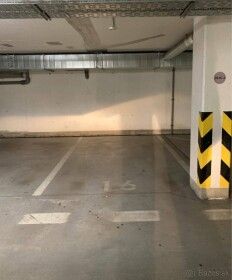 Na predaj garážové státie č. 16 v Koloseo na Tomášikovej ulici