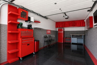 Prenájom štýlovej a vybavenej garáže v Ružinove - Priekopy